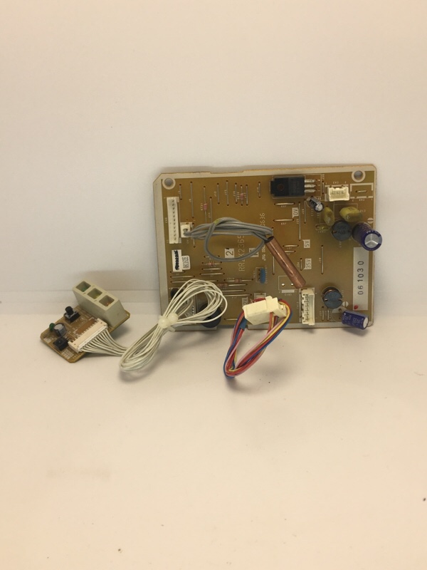 CARTE UI OCCASION ALIM ,COMMANDES ET SONDES HITACHI  RRZK2365 Unité intérieure_0