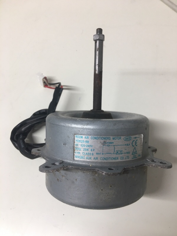 MOTEUR HELICES UE ROTATION A DROITE AIRTON SATR-H12U4/SUVR1DI-EN_0