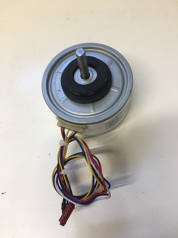 MOTEURS VENTILLATEUR UI OCCASION Contre horaire HITACHI  RRMB14129 Unité intérieure_0