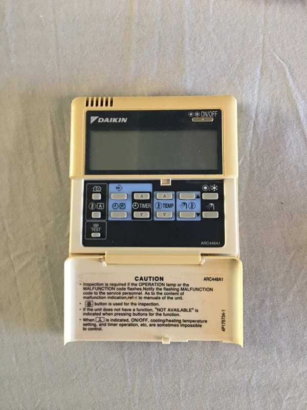 TELECOMMANDES OCCASION FILAIRE DAIKIN  ARC448A1 Unité intérieure_0