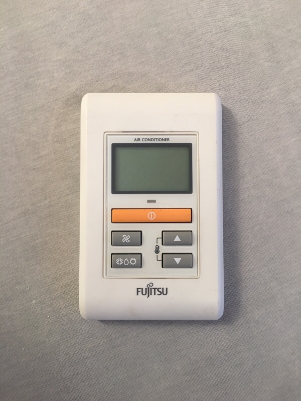 TELECOMMANDES OCCASION FILAIRE FUJITSU  UTB-YPB Unité intérieure_0