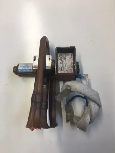 Vanne 4 voie + solénoïde d'occasion unité extérieure AIRTON AU-09HR53CA2_0